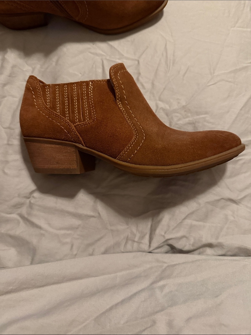 Earth Women's Ankle Booties in Cognac Brown Size 8 - Picture 3 of 5
